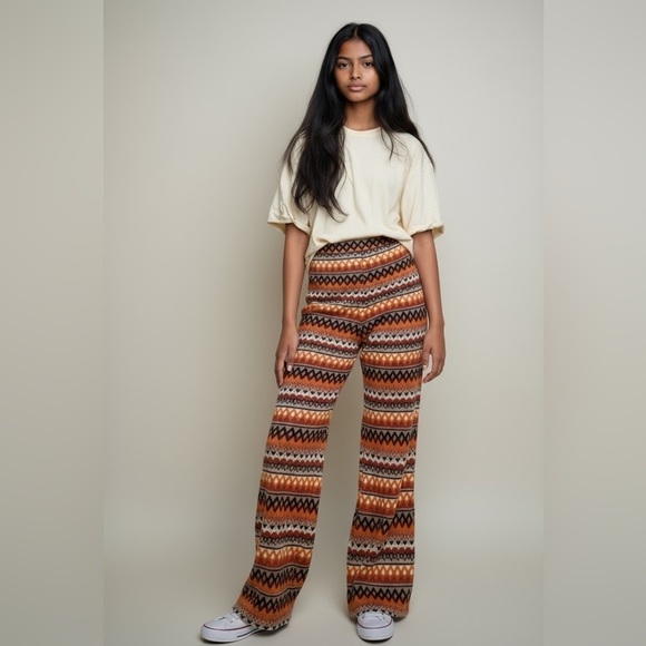 TCEC Pants - TCEC ladies flared sided zip pants excellent condition boutique pants lined